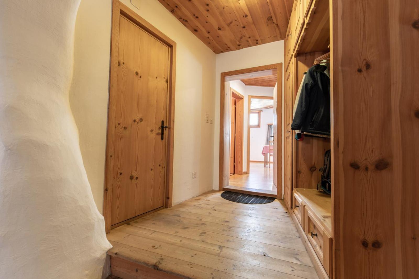 Apartamento Chasa Curasch Scuol Exterior foto