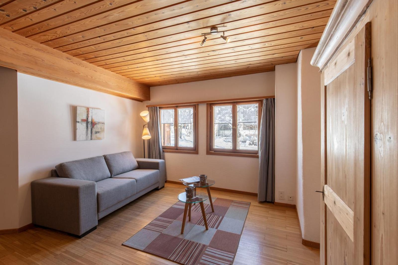 Apartamento Chasa Curasch Scuol Exterior foto